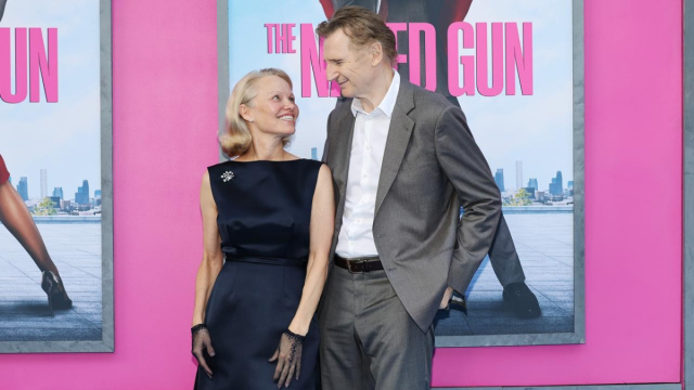 Pamela Anderson ve Liam Neeson Arasındaki ‘Ayrılık’ Gerçekten Var mı?