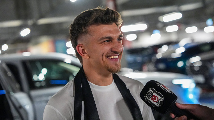 Beşiktaş Rıdvan Yılmaz ile Anlaşma Aşamasında Rıdvan Yılmaz İstanbul’a Geldi