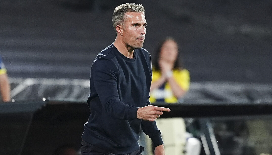 Fenerbahçe – Feyenoord Maç Özeti: Van Persie’nin Açıklamaları Mourinho’nun Cehennem