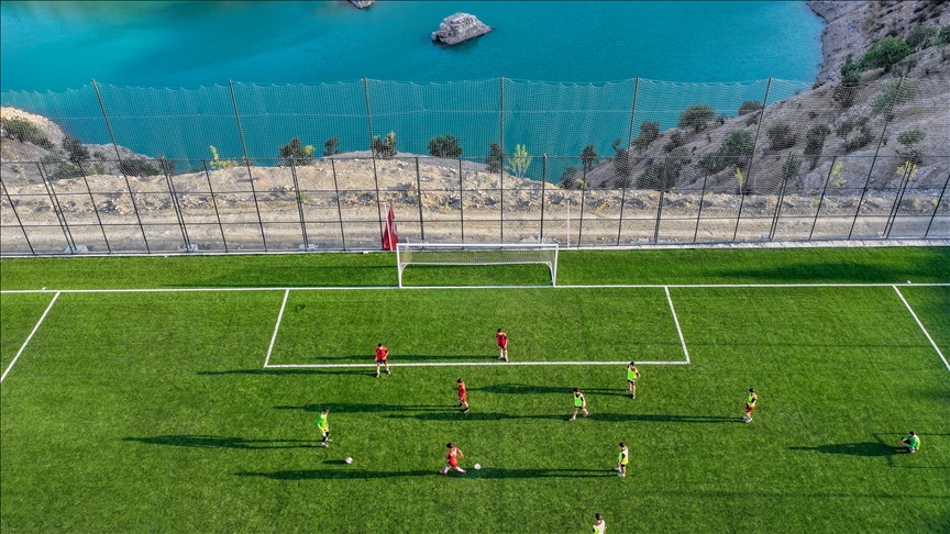 Hilal Stadyumu: Gençler İçin Futbol Hayallerinin Gerçekleştiği Yer Hilal Stadyumu’nun