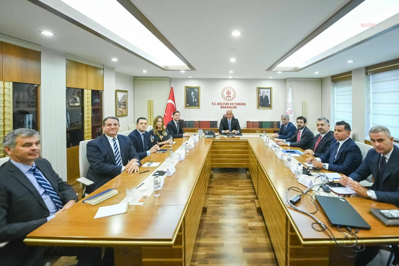 Spotify 2026da Istanbulda Ofis Acarak Surpriz Yapiyor