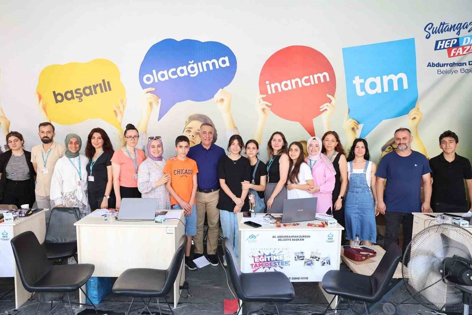 Sultangazi Belediyesinden 696 Ogrenci Universiteye Yerlesti