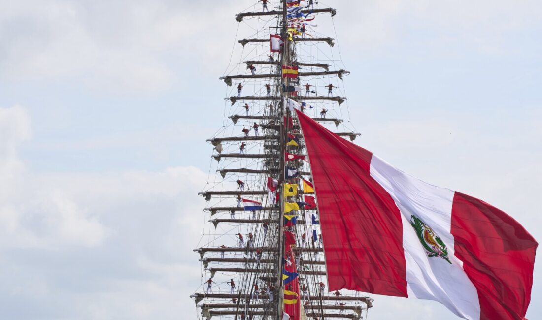 Amsterdam’da Tarihi Gemilerle Dolu Bir Festival Başladı SAIL 2025: Denizcilik