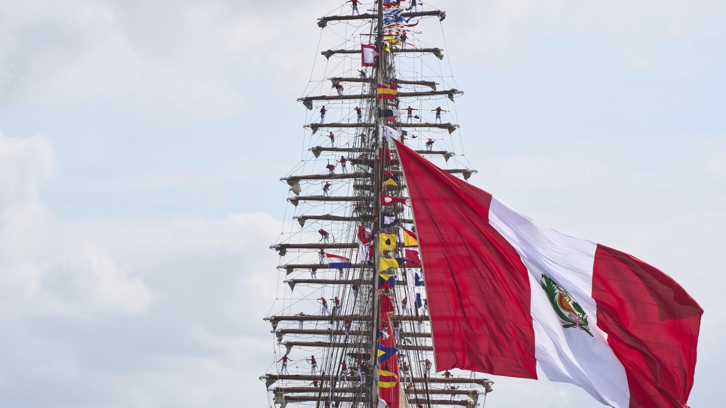 Amsterdam’da Tarihi Gemilerle Dolu Bir Festival Başladı SAIL 2025: Denizcilik