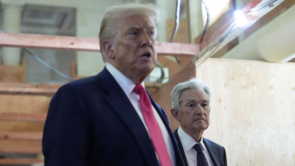 Trump’tan Fed Başkanı Powell’a Sert Eleştiriler Trump’ın Açıklamaları ABD Başkanı