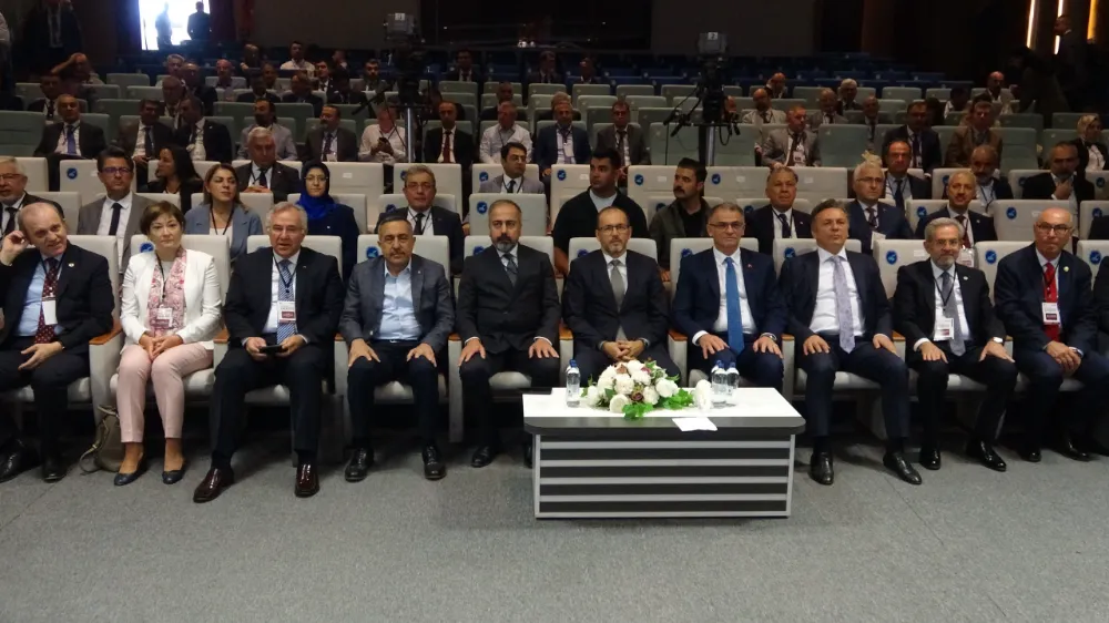 üniversite Hastanelerinin Geleceği: Van YYÜ Çalıştayı Sağlık Bakanlığı’ndan üniversite Hastanelerine