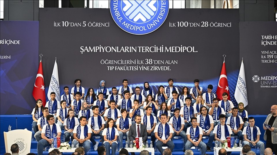 28 Öğrenci Yükseköğretim Kurumları Sınavı’nda Dereceyle İstanbul Medipol Üniversitesi’ne Yerleşti