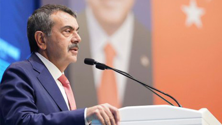 Milli Eğitim Bakanı Yusuf Tekin: "Dili Öğretme Yaklaşımımızı Yeniden Gözden