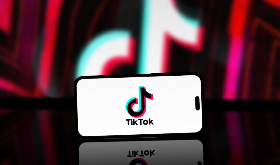TikTok’un Yapay Zeka Kullanımı Artıyor, Birleşik Krallık’ta İşten Çıkarmalar Gündemde