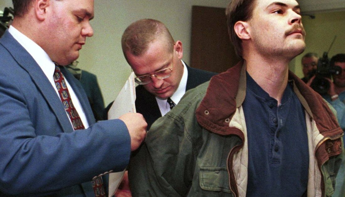 33 Yıl Sonra: Austin’deki Yoğurt Dükkanı Cinayetleri Hala Çözülemedi Cinayetlerin
