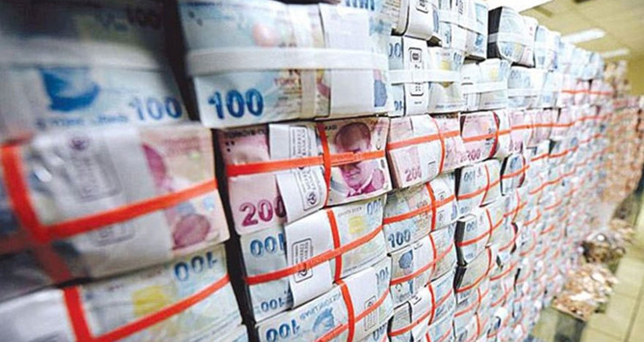 Yuksek Faiz Donemi Bitti Yatirimcilar Kredi Ve Borsayi Oraliyor