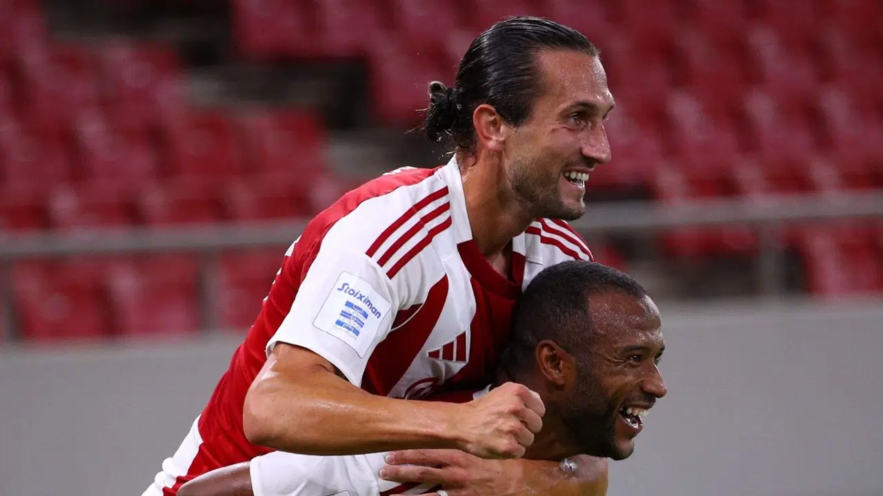 Flaş Gelişme: Olympiakos, Asteras’ı 2-0 Geçerek Yeni Sezona Galibiyetle Başladı