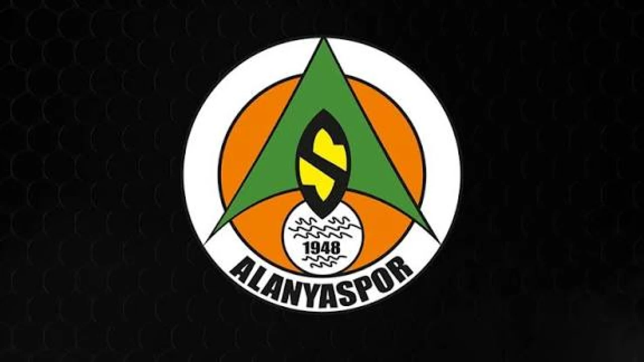 Alanyaspor Akdenizin Futboldaki Golcu Yildizi ve Sampiyonluk Yarisinda.webp