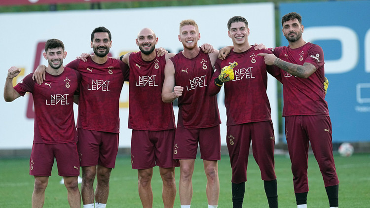 Galatasaray, Eyüpspor Maçı Hazırlıklarını Sürdürüyor Galatasaray’ın Antrenman Detayları Galatasaray, Trendyol