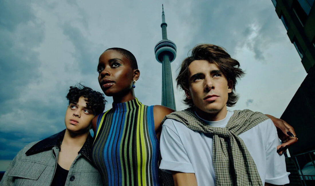 Georgie Farmer ve Joy Sunday, Netflix’in "Wednesday" Sezon 2’sini Anlatıyor