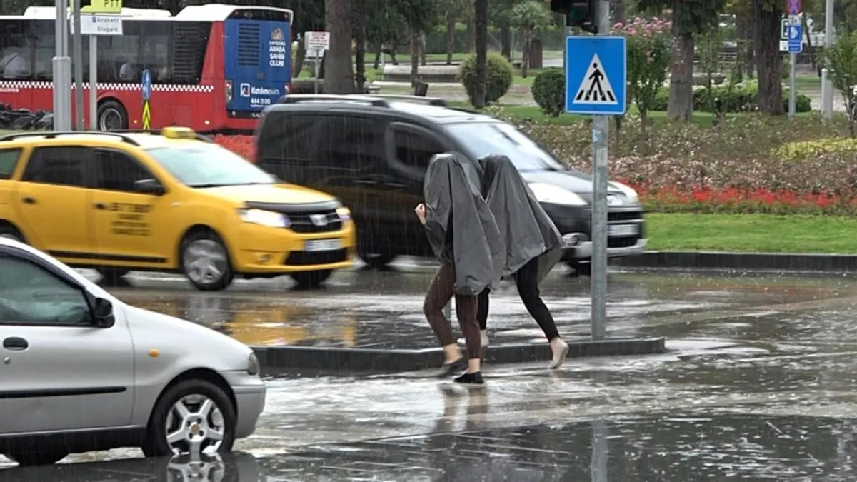 Hava Durumu: Sıcaklık Artışları ve Uyarılar Flaş Gelişme: 13 İle