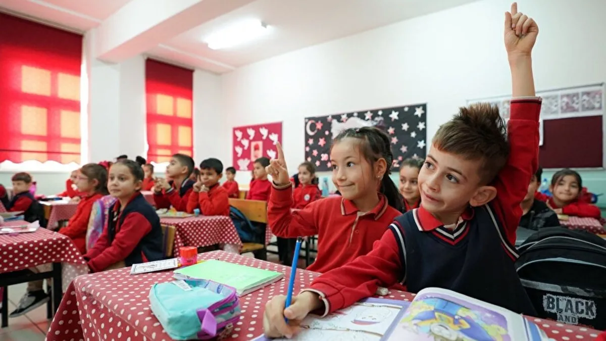 MEB 2025 2026 Ara Tatil Tarihleri Ogretmenler Icin Onemli Detaylar