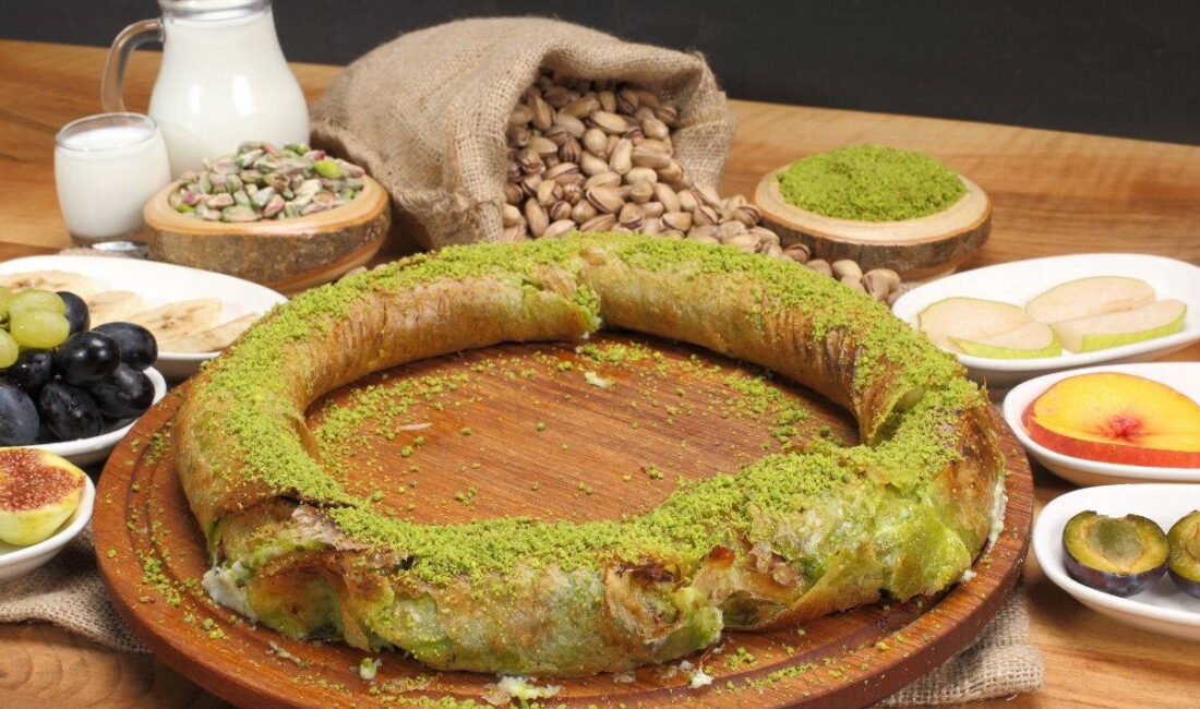 Gaziantep Usulü Katmer Tarifi ile Damaklarda Şölen Gaziantep mutfağının en