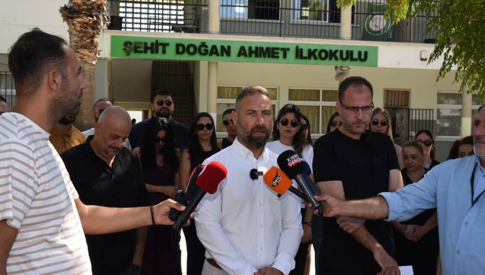 Kıbrıs’ta Eğitim Sorunları: Öğretmen Açığı ve Velilerin Endişeleri KTÖS, Öğrenci