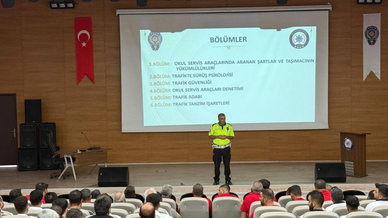 Okul Servis Soforlerine Trafik Guvenligi Egitimi Veli Toplantilari Icin Hazirlik