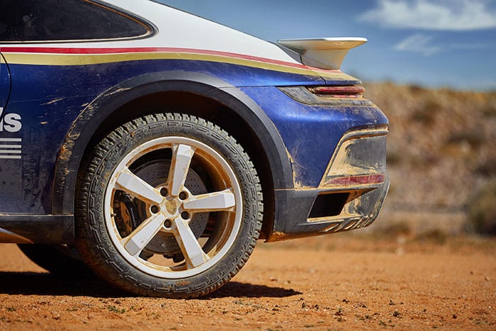 Porsche, Elektrikli Araç Stratejisinde Değişiklik Yapıyor: Yavaşlayan Talep ve Artan