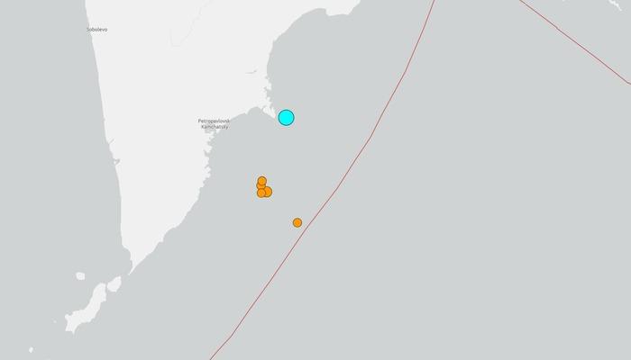 Kamçatka Bölgesinde 7.4 Büyüklüğünde Deprem: Tsunami Uyarısı Yapıldı Depremin Detayları