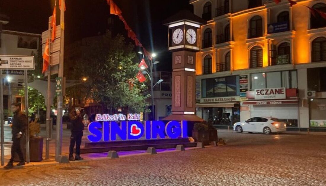 Balıkesir’de 4,9 Büyüklüğünde Deprem: Sındırgı İlçesi Etkilenmiştir Depremin Meydana Gelişi