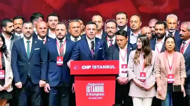 Flaş Gelişme: CHP’nin İstanbul Kongresi Yargı Kararına Rağmen Gerçekleşti Kritik