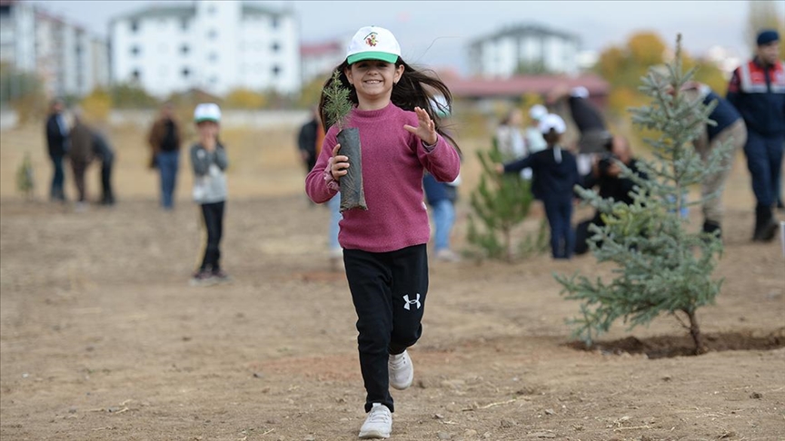 Yeşil Vatan Projesi ile Öğrenciler Doğa Bilinci Kazanacak Orman ve