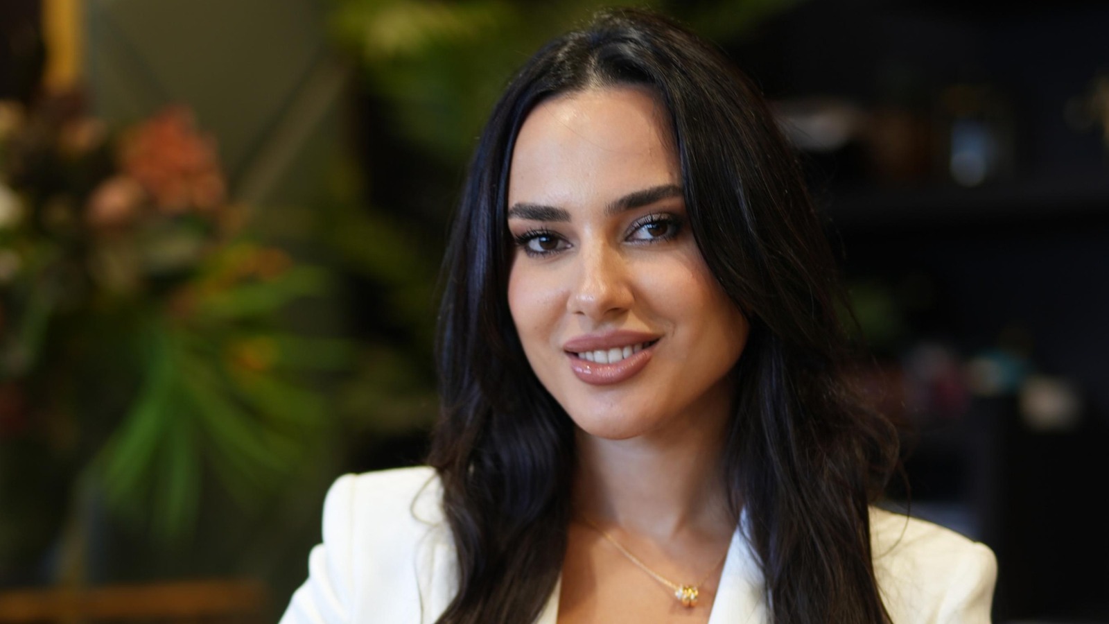 Yasemin Sandikci Dubaide 18 Milyon Dolarla Yatirim Imzasi Atti