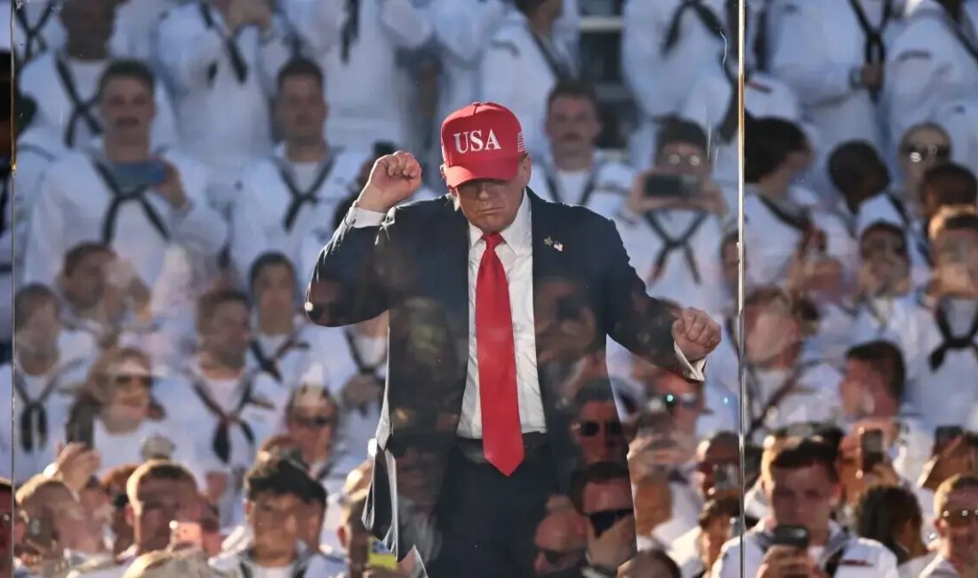 Flaş Gelişme: Trump, Norfolk’ta Donanma Kutlamasında Dans Etti Kritik Gelişme: