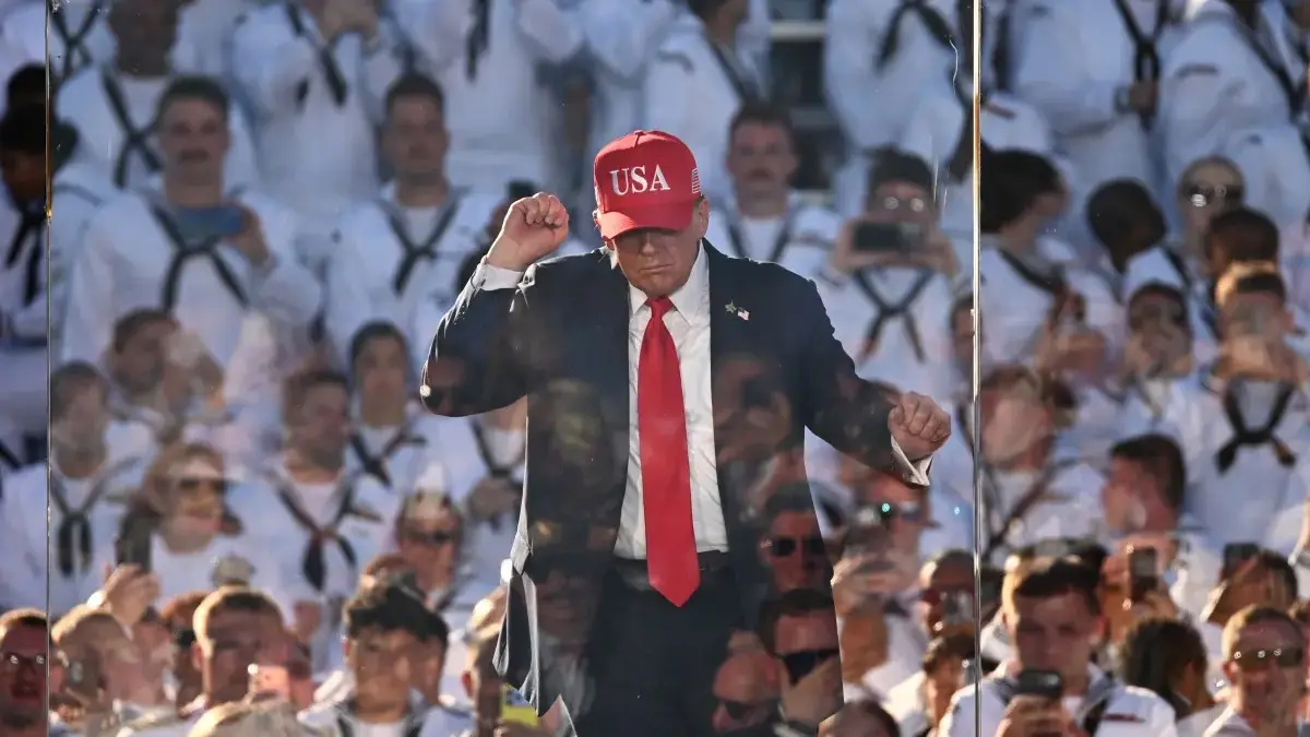 1759773797 Son Dakika Trumpin Donanma Kutlamasinda Dansi Gundem Oldu