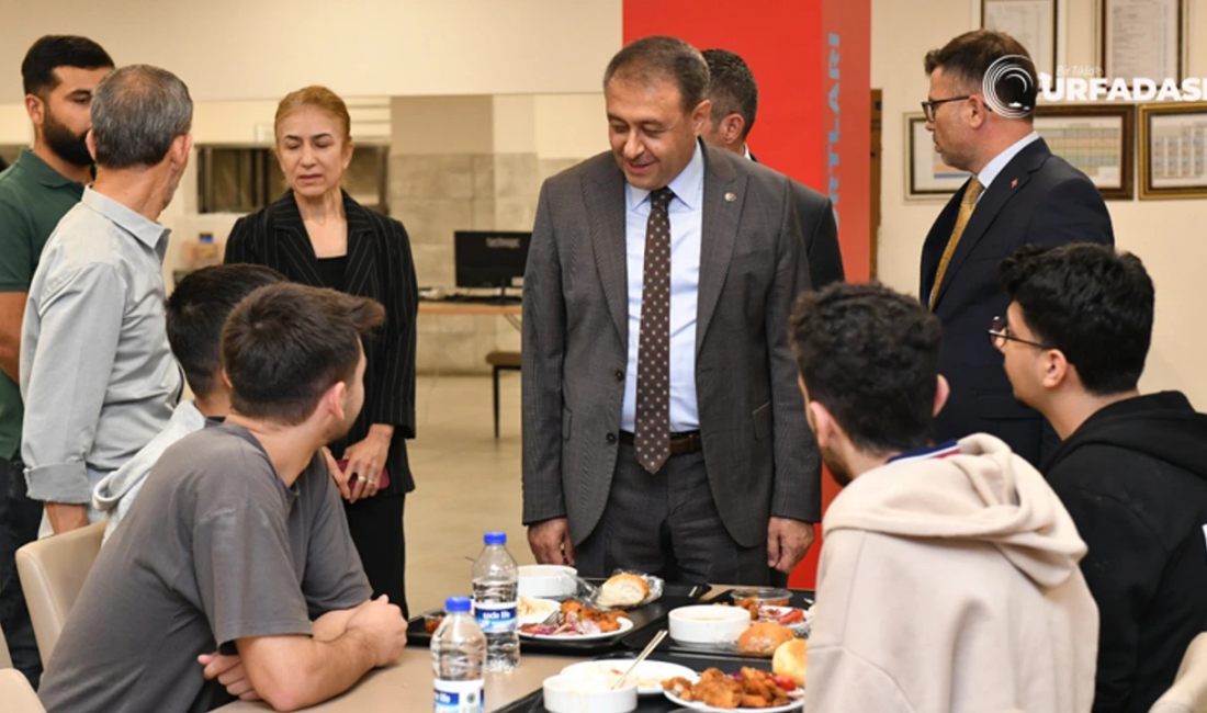 Vali Şıldak, Şanlıurfa’daki Yurtları Ziyaret Etti ve Öğrencilere Destek Mesajı