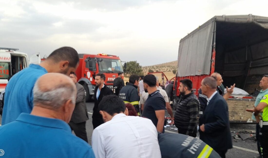 Diyarbakır-Mardin Karayolunda Feci Kaza: 14 Yaralı Kaza Detayları Diyarbakır-Mardin karayolu