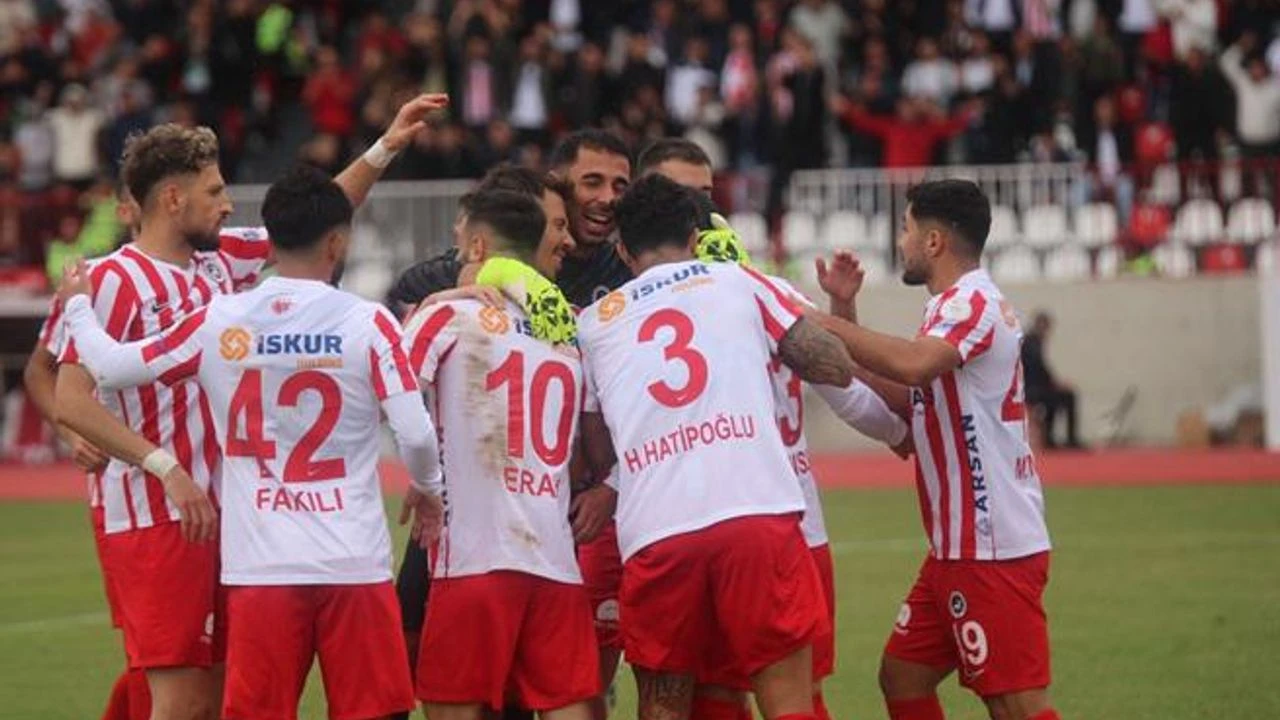1760293553 Istiklalspor Futbol Macinda 3 Golle 3 Puani Kapip Gitti