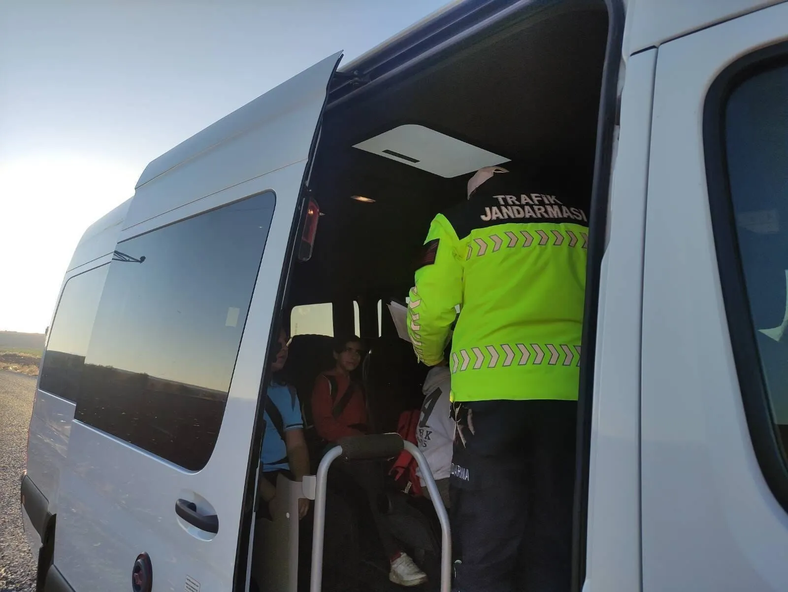 Yozgat'ta Okul Çevrelerinde Tatil, Devamsızlık ve Sınav Denetimi Yozgat'ta Okul Çevreleri Denetlendi! (1)
