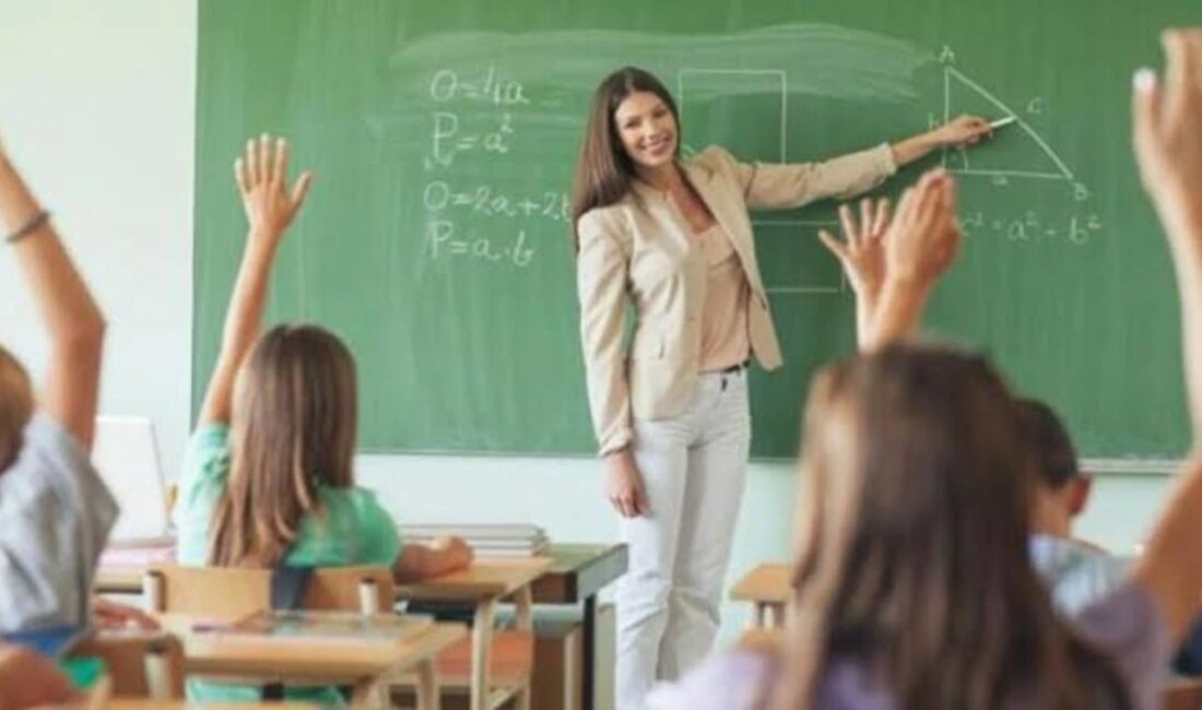 322 Bin Öğretmen İçin MEB’den Yenilikçi Eğitim Programı Duyurusu Türkiye Genelinde 322 Bin Sınıf Öğretmenine Mesleki Gelişim Eğitimi Türkiye’de