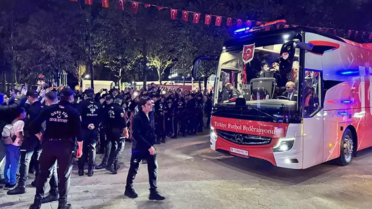 A Milli Takima Kocaelinde Gol Dolu Karsilama Sampiyonluk Heyecani
