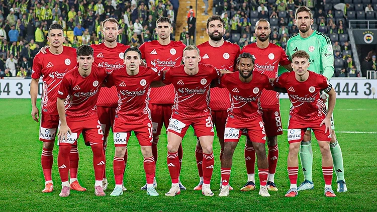 Antalyaspor’dan Hakem Ataması Üzerine Açıklama Tecrübesiz Hakem Atamaları Tepki Çekti