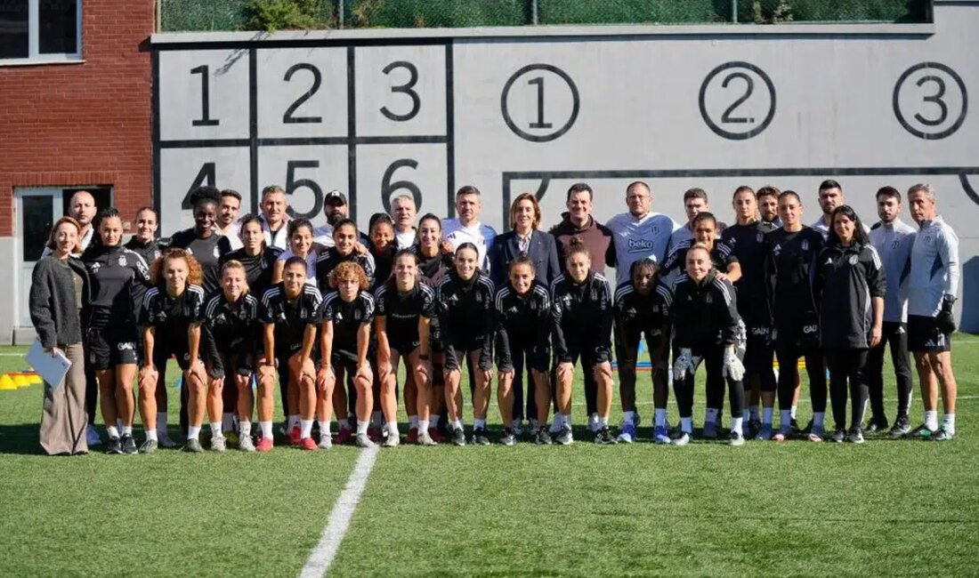 Beşiktaş Kadın Futbol Takımında Transfer Çınar: Yeni Teknik Direktör! Beşiktaş Kadın Futbol Takımı’nda Teknik Direktör Değişikliği Teknik Direktör Burak