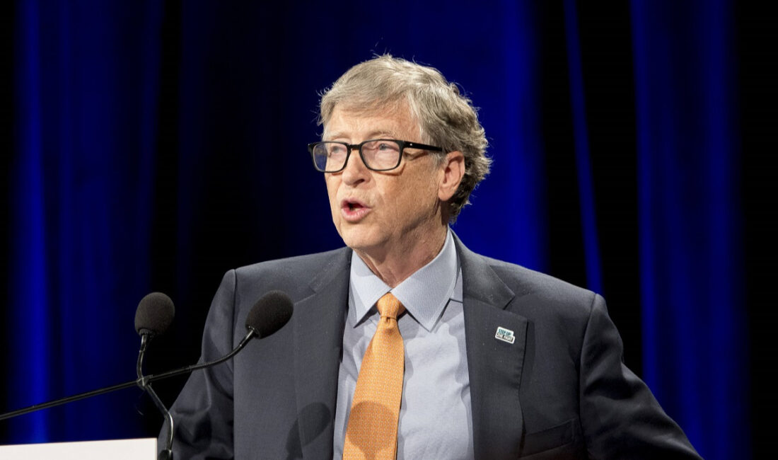 Bill Gates, OpenAI İçin Yatırım Yapmanın Risklerini Vurguladı! Microsoft’un OpenAI Yatırımı: Riskler ve Başarılar OpenAI’ye İlk Yatırımın Arka