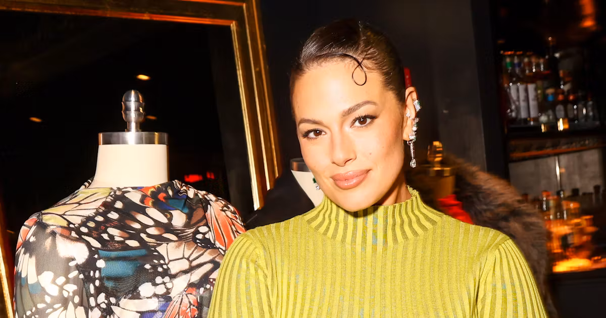 Bugun Ashley Graham Ile Global Trendler Curve First Tasarimin Analizi