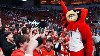 Louisville Basketbol Takımı, Bucknell ile Son Hazırlık Maçına Çıkıyor Pat
