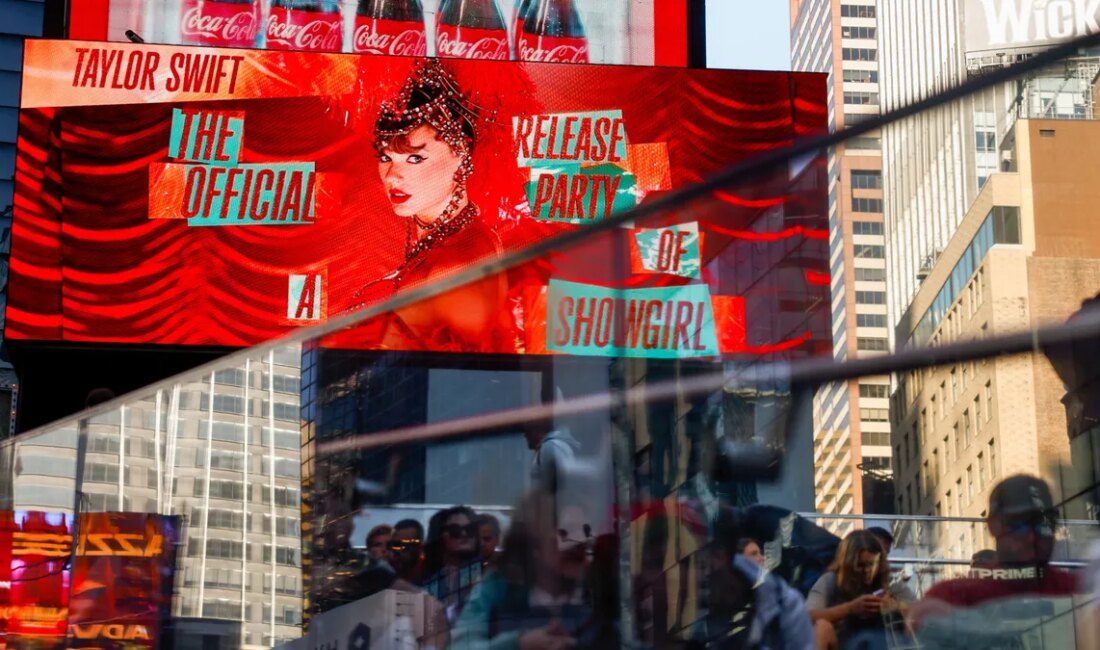 Taylor Swift’in Yeni Albümüne Özel Merch Koleksiyonu Yayınlandı TikTok’ta Dans