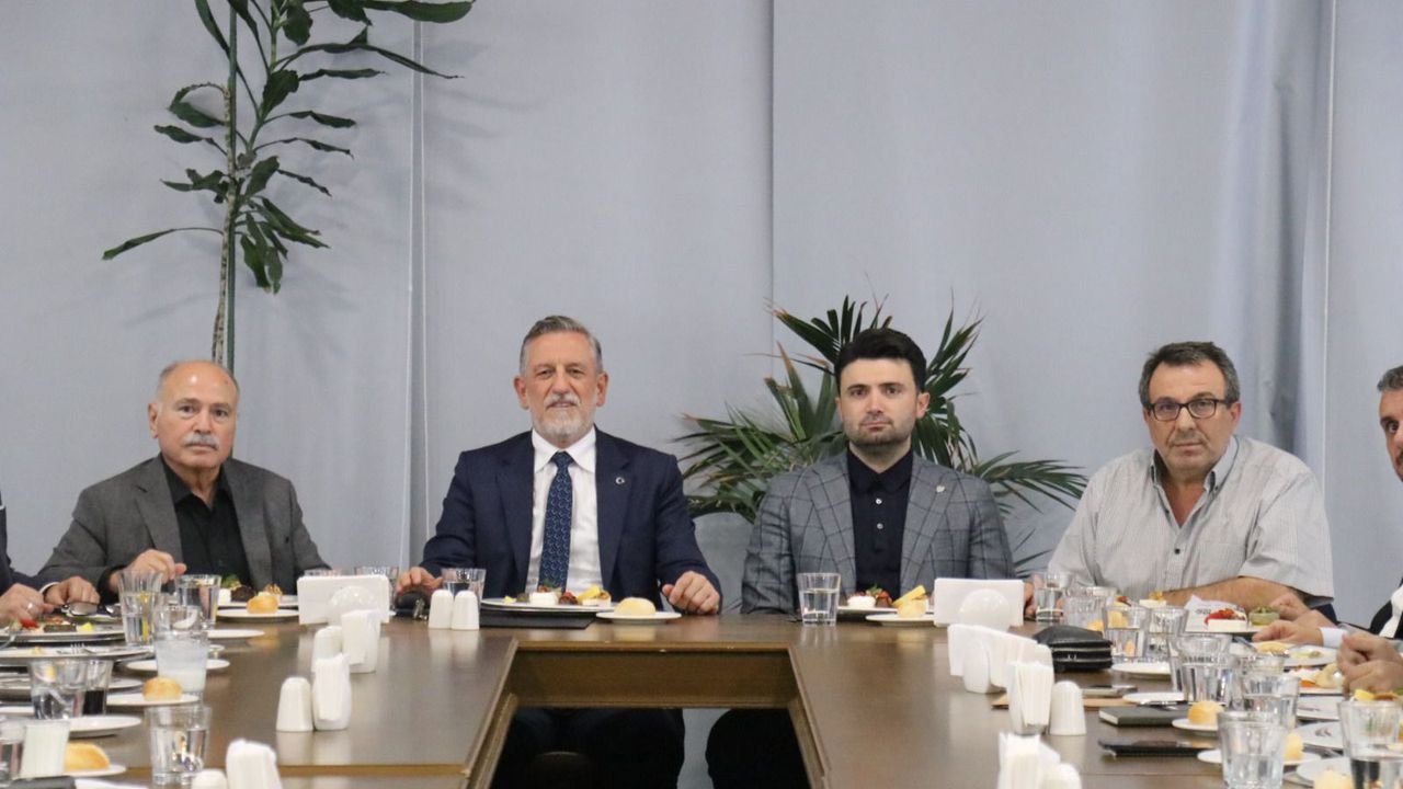 Bursa OSBleri Enerji Vizyonunda Ekonomik Zorluklarla Birlesti