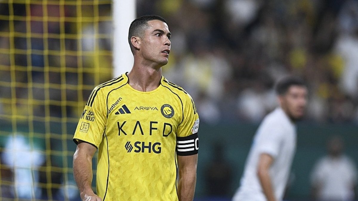 Cristiano Ronaldodan Al Fateh Kalesine Sok Eden Gol