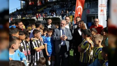 Cumhuriyet Coşkusu Futbol Sahasına Taştı 29 Ekim Cumhuriyet Bayramı Futbol