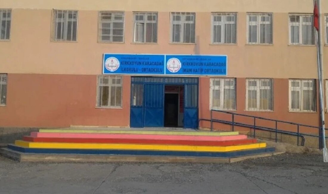 Kırkkoyun Köyü’nde Öğrenci Nakil İddiaları Üzerine Muhtarın Açıklaması Diyarbakır Bağlar’da