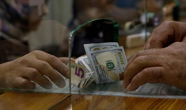 Dolar Yatay Seyirle Başladı, Kurlarda Dikkat Çeken Değişim Var! Dolar ve Euro’da Dikkat Çeken Yatay Seyir Dolar ve Euro’nun