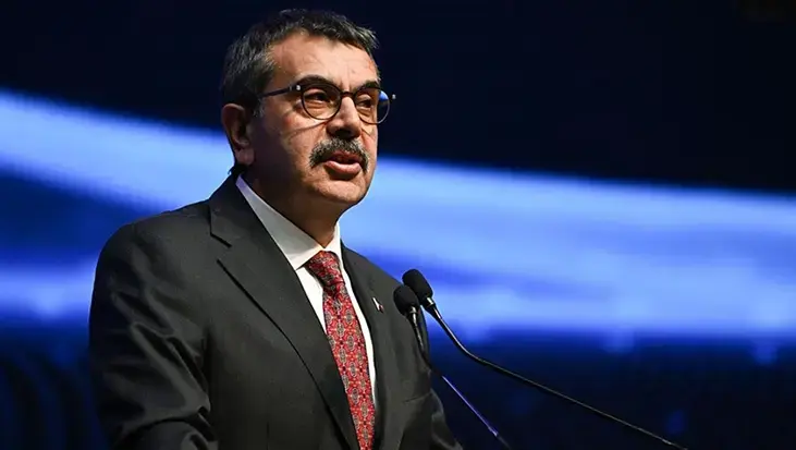 Eğitim Hakkı Tehdit Altında: MEB’in LGS, YKS ve Müfredat Açıklamaları Bakan Tekin’den UNESCO Konferansında Sürdürülebilir Eğitim Vurgusu Sürdürülebilir Bir Gelecek